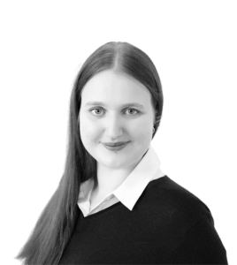 Kyra Luttermann Headshot
