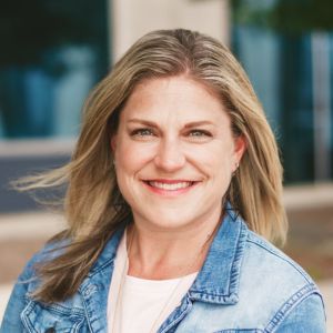 Kate Stabrawa Headshot