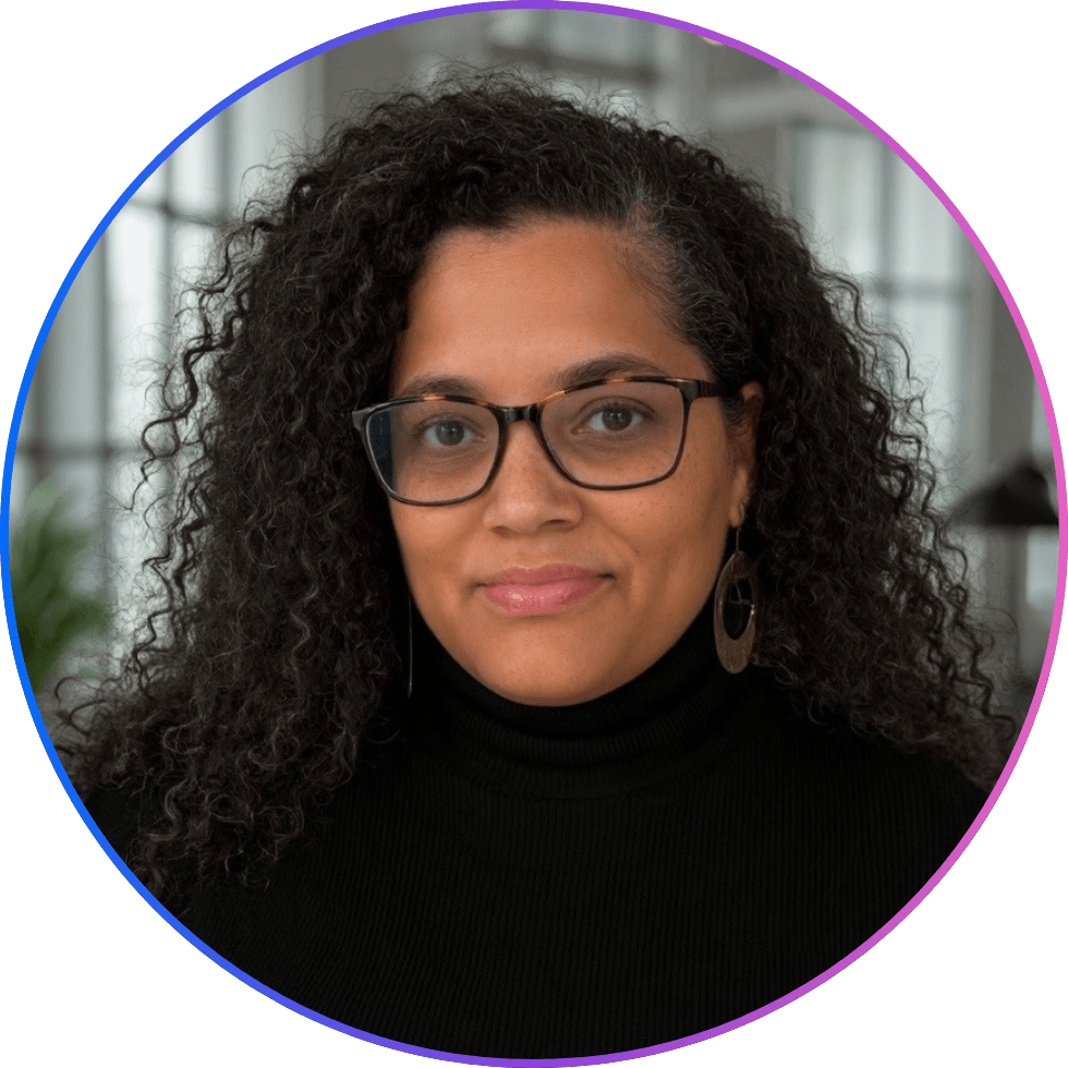 Janelle Roscoe Headshot